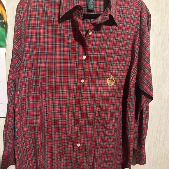 Lauren Ralph Lauren Embroidered Logo/Emblem Plaid Button Top in Red/Green 12 - Picture 2 of 2